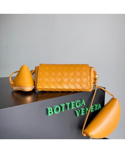 Pochette Con Tracolla BOTTEGA VENETA