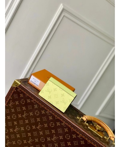 LOUIS VUITTON Passport Cover