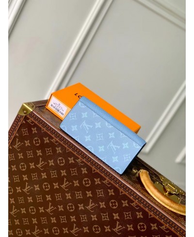 LOUIS VUITTON Brazza Wallet