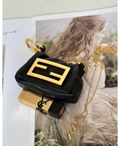 FENDI Mamma Baguette Nano