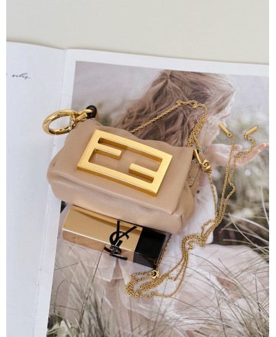 FENDI Mamma Baguette Nano