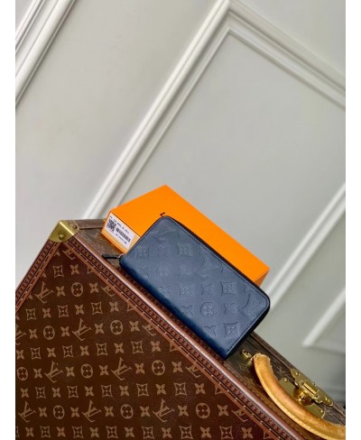 LOUIS VUITTON Zippy Wallet Horizontal