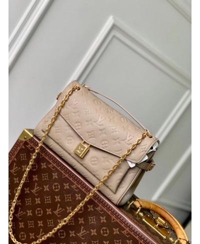 Borsa Anytime con patta LOUIS VUITTON
