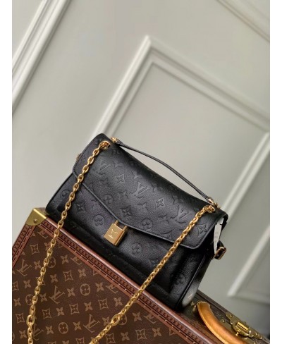 Borsa Anytime con patta LOUIS VUITTON