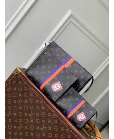 LOUIS VUITTON Trio Toilet Pouch Mon Monogram
