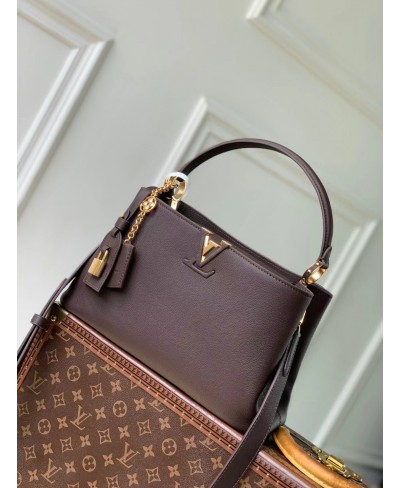 Capucines MM Souple LOUIS VUITTON
