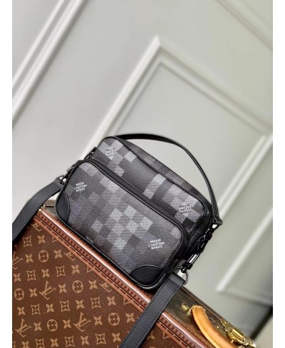 Borsa messenger Nil LOUIS VUITTON