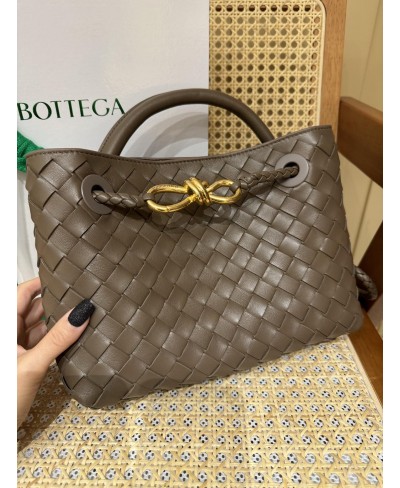 Andiamo piccola BOTTEGA VENETA