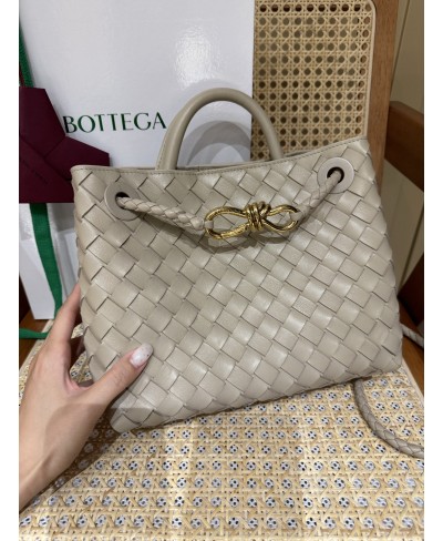Andiamo piccola BOTTEGA VENETA
