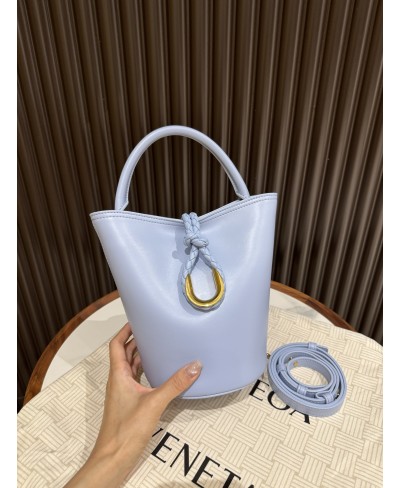 BOTTEGA VENETA Small Liberta Bucket