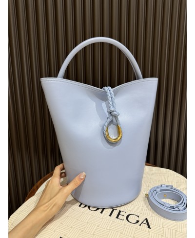 BOTTEGA VENETA Liberta Bucket