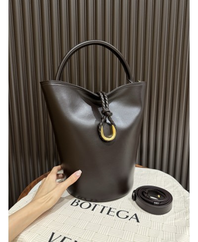 Liberta bucket BOTTEGA VENETA