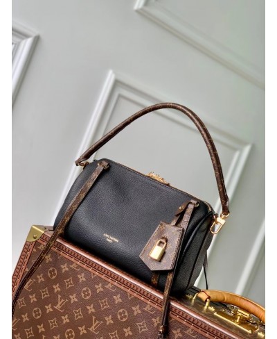 LOUIS VUITTON Express PM
