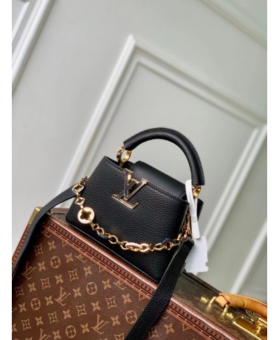 Borsa Capucines BB LOUIS VUITTON