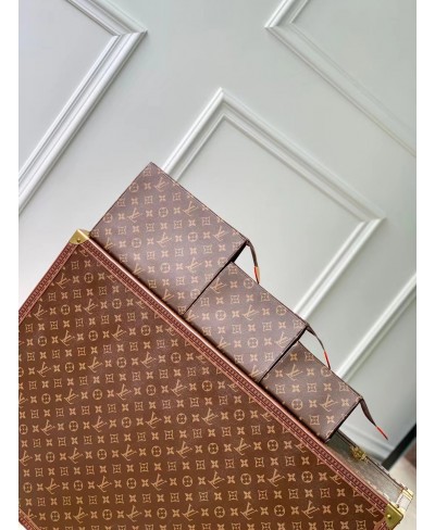Trousse Toilette Trio LOUIS VUITTON