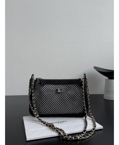 CHANEL Clutch with chain