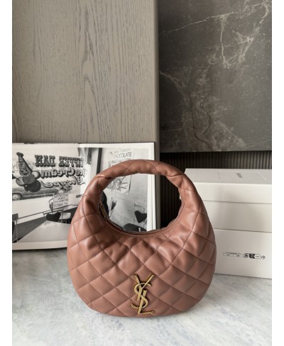 SAINT LAURENT ICARINO in quilted nappa