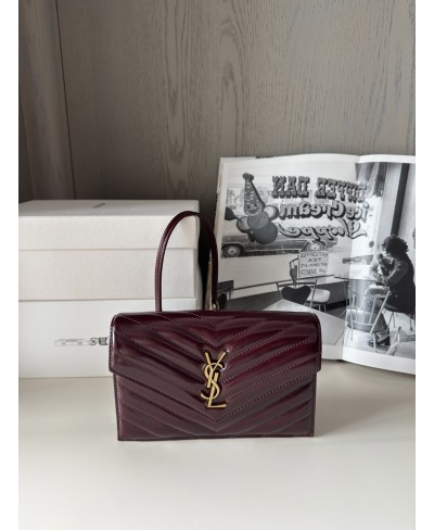 SAINT LAURENT CASSANDRE envelope chain wallet in patent leather
