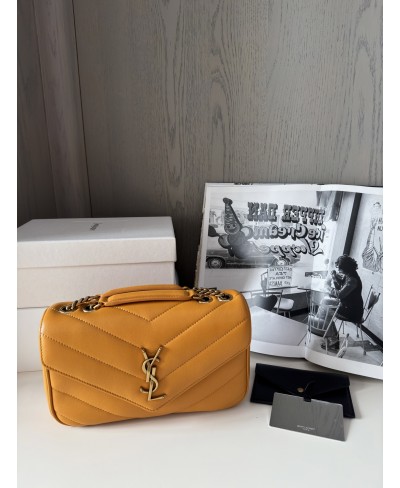 SAINT LAURENT LOULOU small in MATELASSÉ lambskin