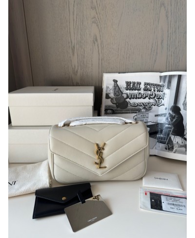 SAINT LAURENT LOULOU small in MATELASSÉ lambskin
