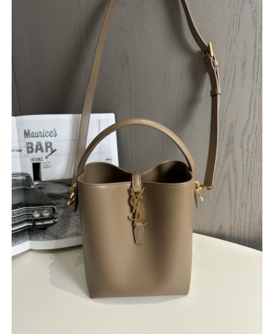 SAINT LAURENT LE 37 small in shiny leather