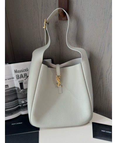 Le 5 à 7 large morbida in pelle martellata SAINT LAURENT