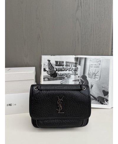 Borsa Niki baby in pelle di agnello martellata SAINT LAURENT