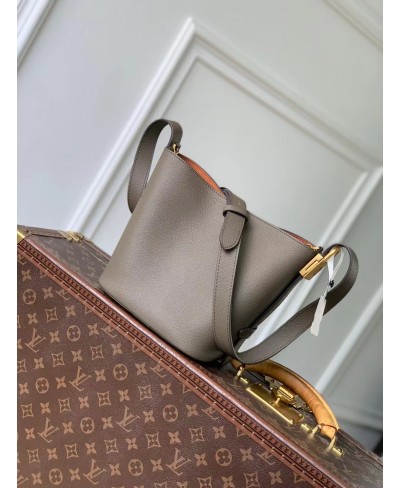 LOUIS VUITTON All In BB