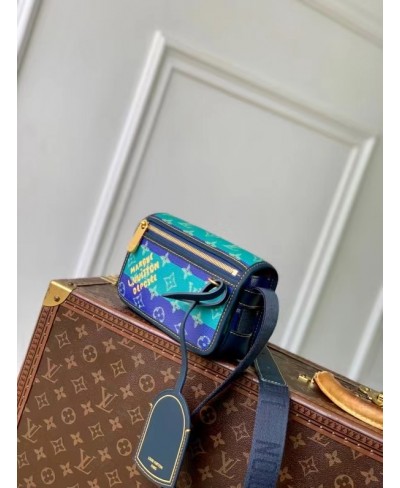 Bosphore Wearable Wallet LOUIS VUITTON