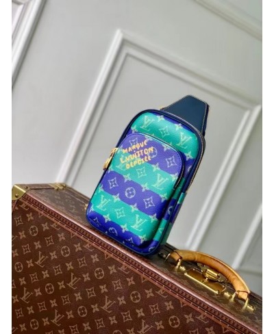 LOUIS VUITTON Avenue Slingbag PM