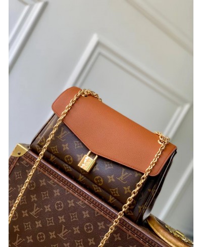 Borsa Saint Germain PM LOUIS VUITTON