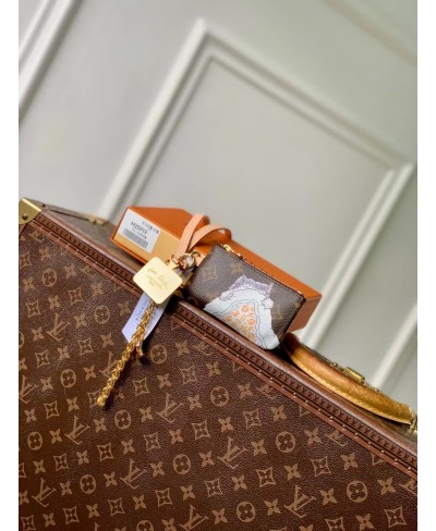 LOUIS VUITTON Phone Holder