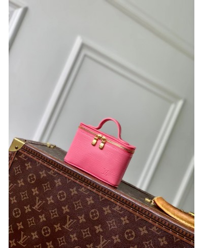 LOUIS VUITTON Nice Beauty