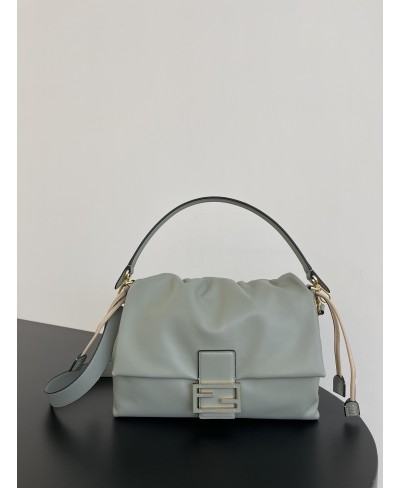 FENDI Mamma Baguette Large