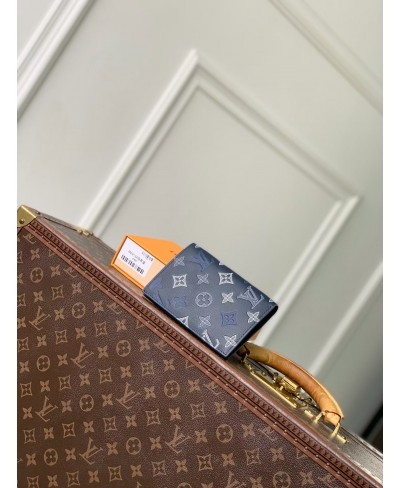 LOUIS VUITTON Passport Cover