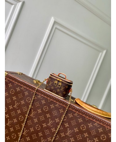 LOUIS VUITTON Micro Vanity Case