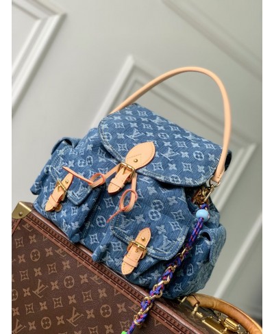 LOUIS VUITTON Montsouris Cargo BACKPACK
