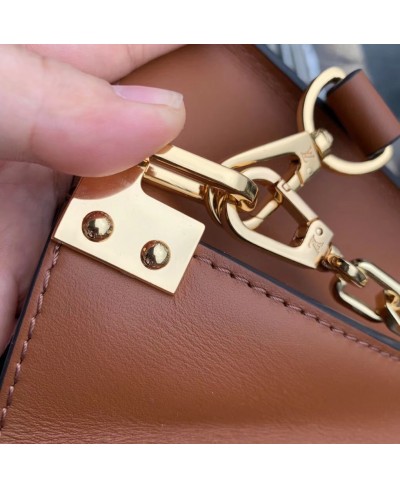 LOUIS VUITTON DAUPHINE MM