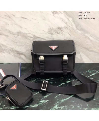 Borsa a spalla in nylon e Saffiano PRADA