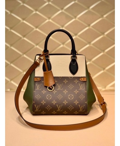 Fold tote hotsell pm louis vuitton