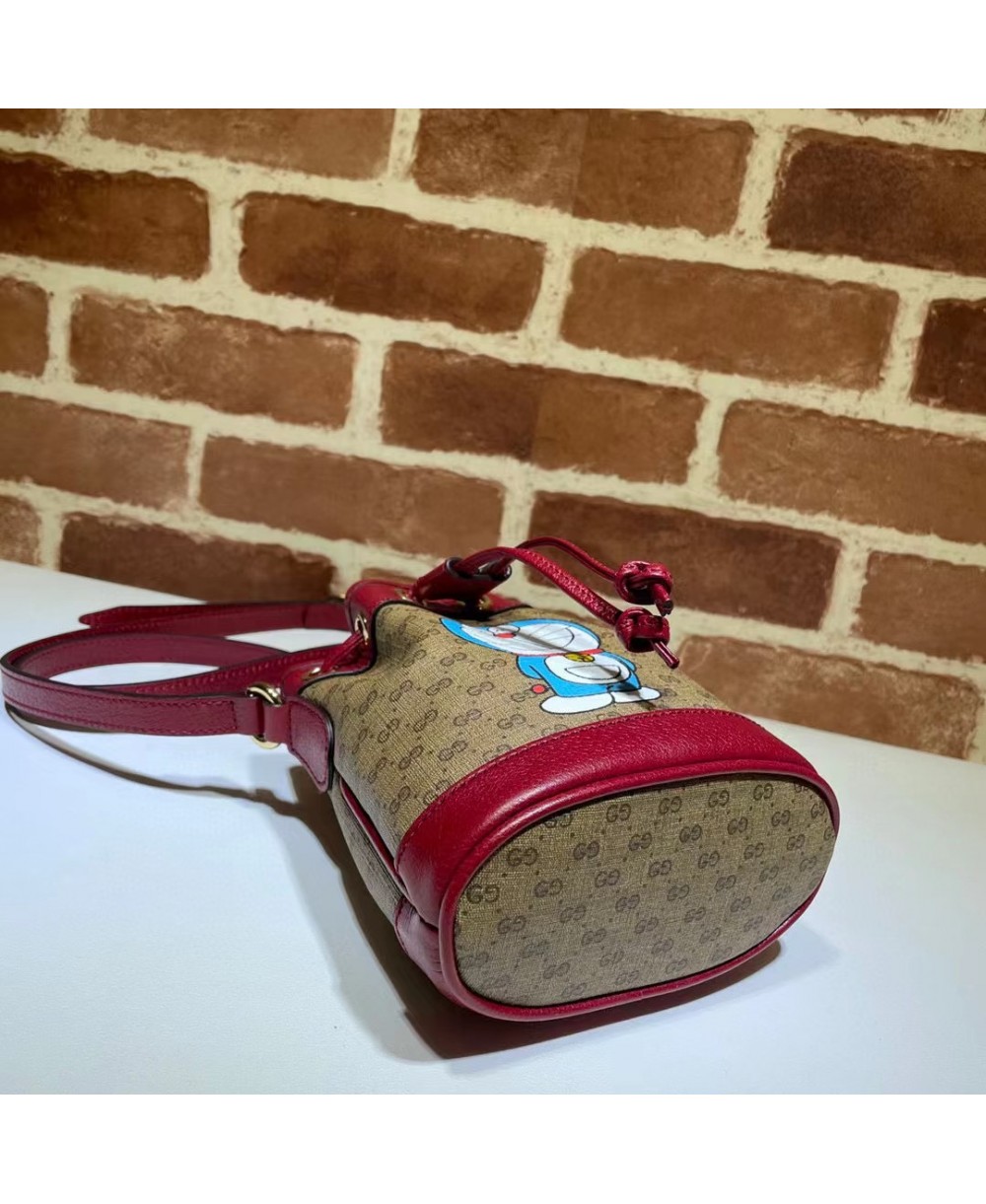 GUCCI Doraemon x Gucci mini bucket bag