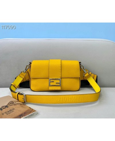 BAGUETTE FENDI