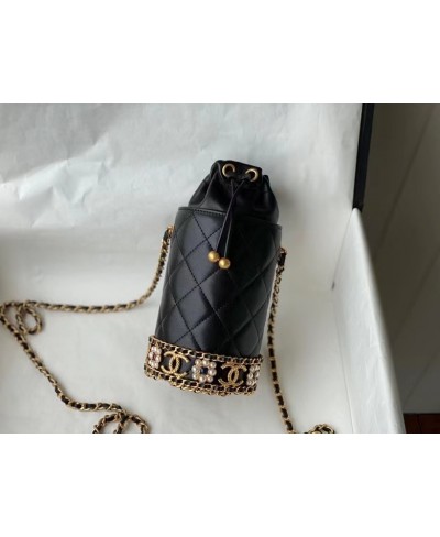 BORSA A SECCHIELLO CON CATENA CHANEL