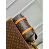 Christopher Messenger LOUIS VUITTON