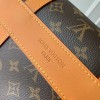 Christopher Messenger LOUIS VUITTON