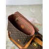 Christopher Messenger LOUIS VUITTON