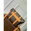 Christopher Messenger LOUIS VUITTON