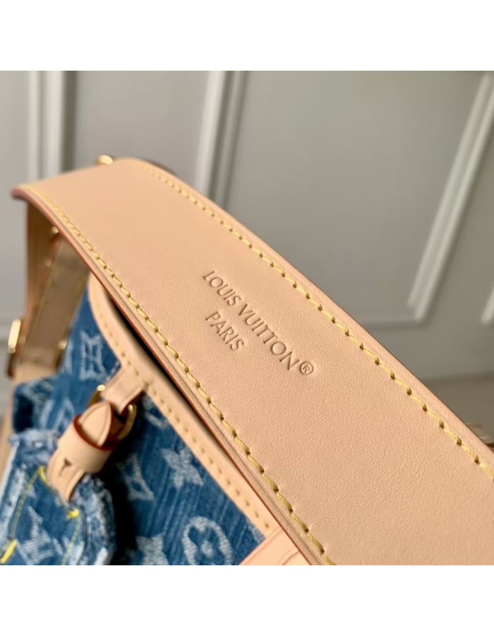 Carryall Cargo PM LOUIS VUITTON