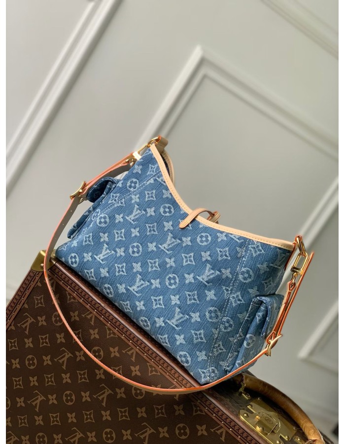 Carryall Cargo PM LOUIS VUITTON