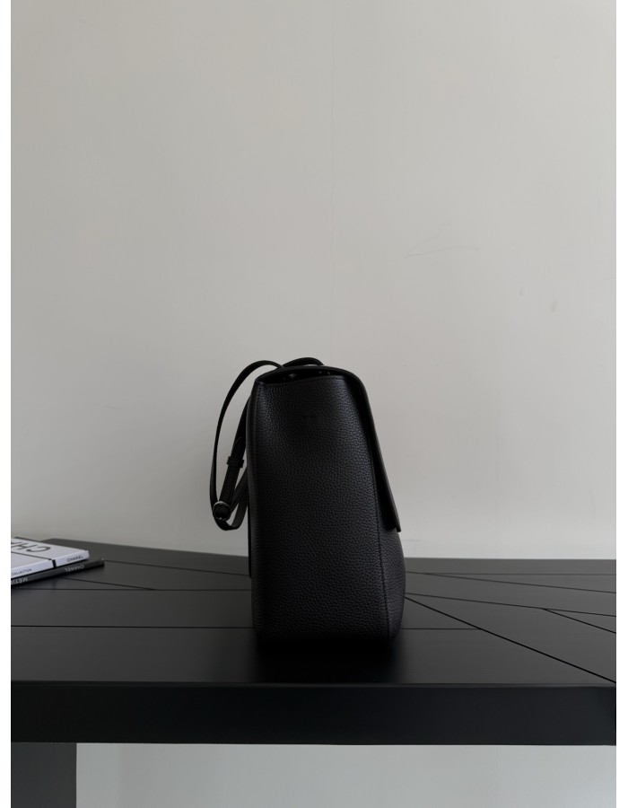 MAXI BORSA CON PATTA CHANEL